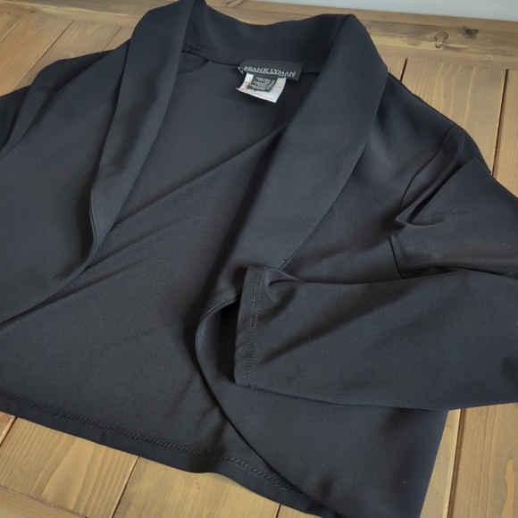 Frank Lyman Short Black Bolero Jacket Coverup Long Sleeves - Picture 5 of 7